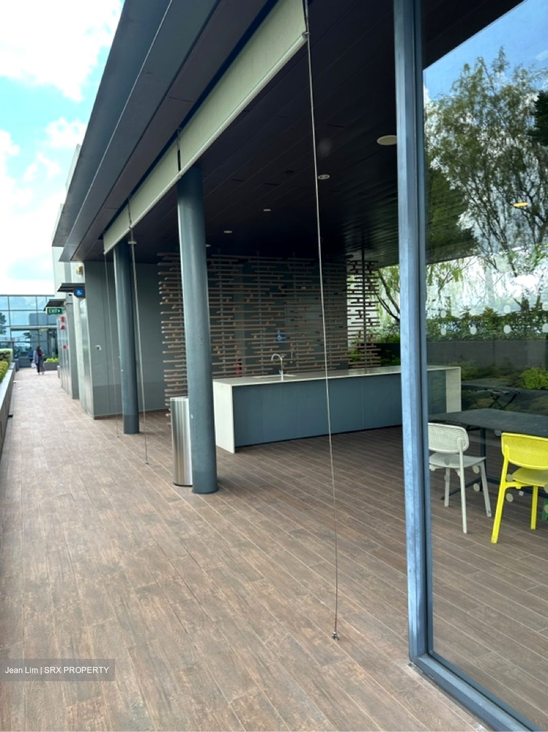 Woods Square (D25), Office #503762461